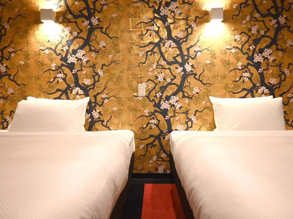 Отель Art Inn Namba Осака