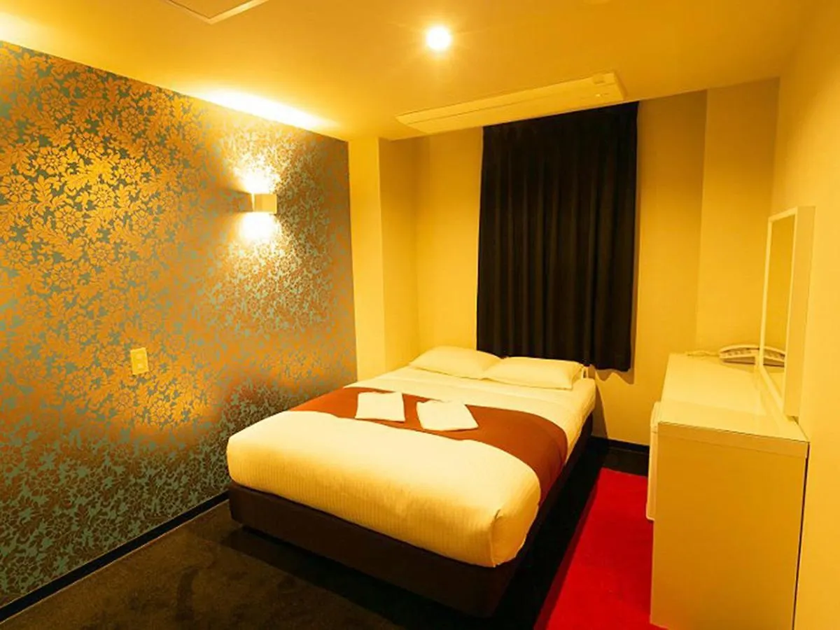 Art Inn Namba Осака 3*,