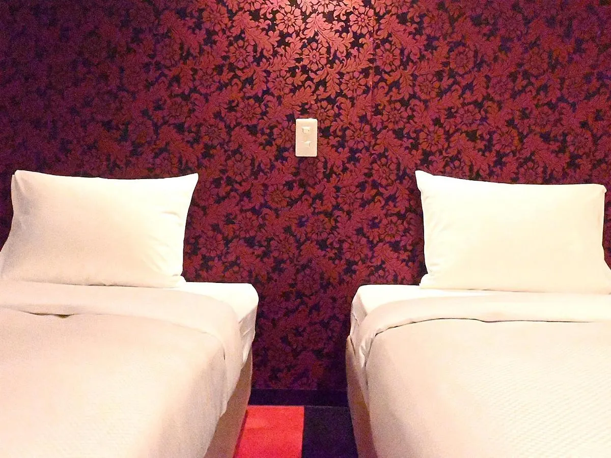 Art Inn Namba Осака